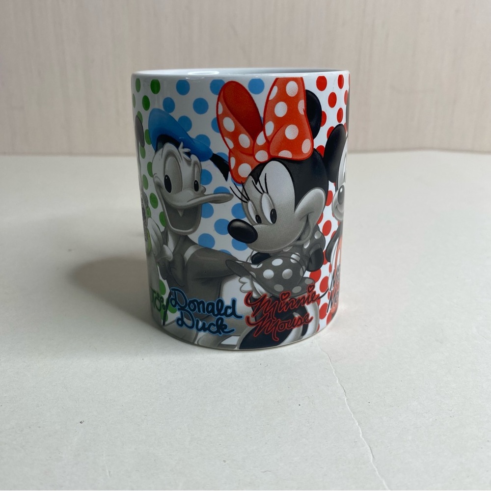 Jerry Leigh Disney Colorful Ceramic Characters Mug - Picture 3 of 7